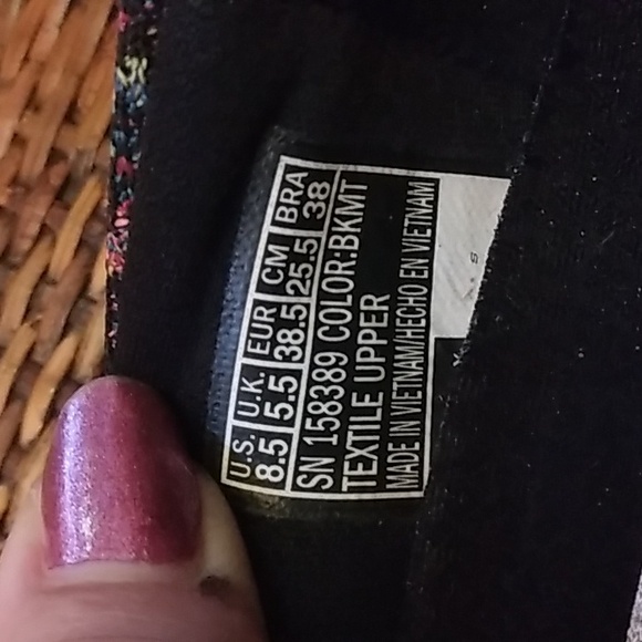 3/$25- SKECHERS RELAXED FIT REGGAE FEST 2. 0 IN-TUNE SHOES SZ 8.5 - Picture 8 of 8